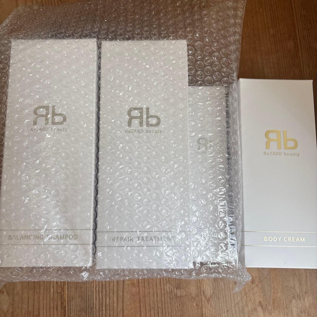 【期間限定値下げ中‼️】リザードビューティー 4点セット