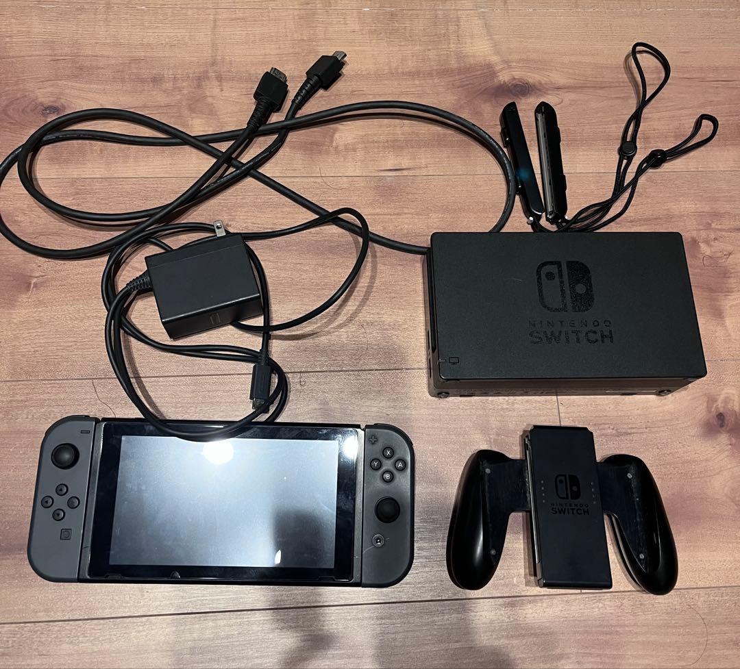 任天堂スイッチ本体 黒　ドック USBカード付き