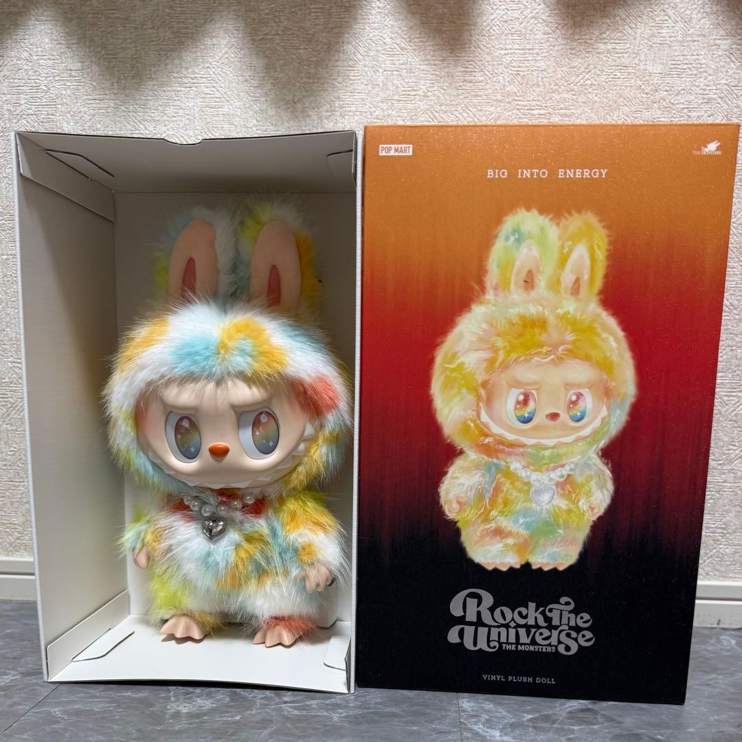 LABUBU ROCK THE UNIVERSE Vinyl PlushDoll