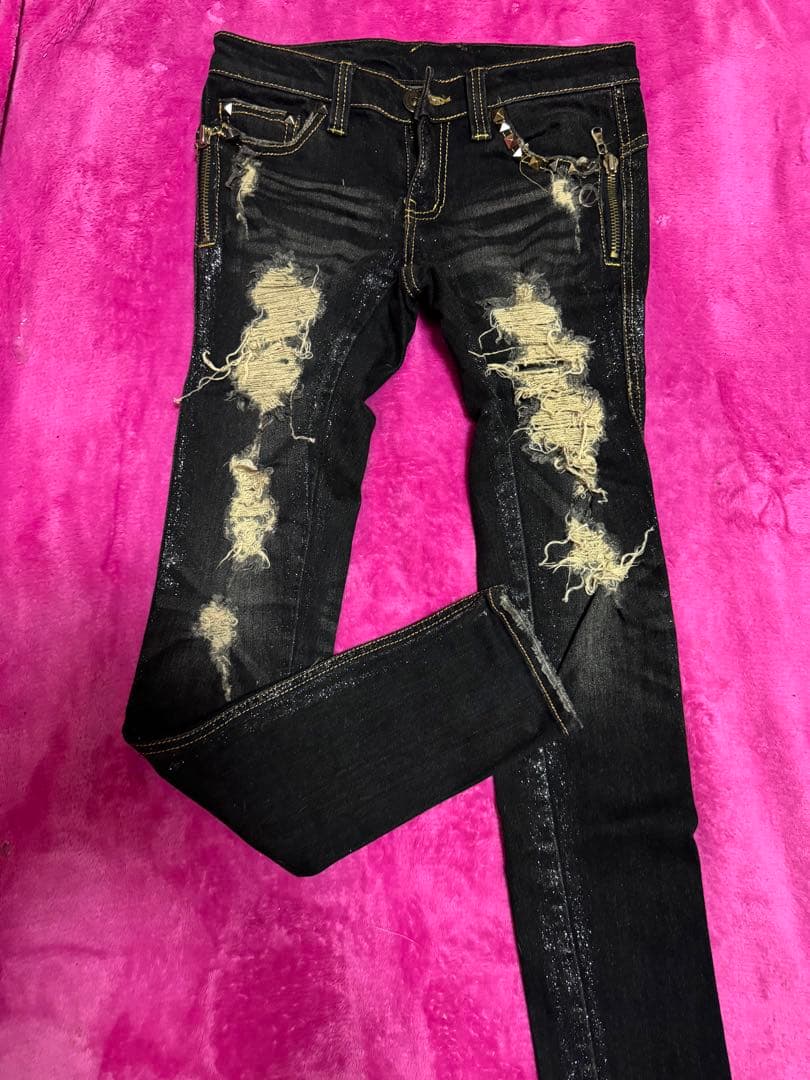 d.i.a. ダメージ加工 スタッズ付き　ラメ　スキニーデニム