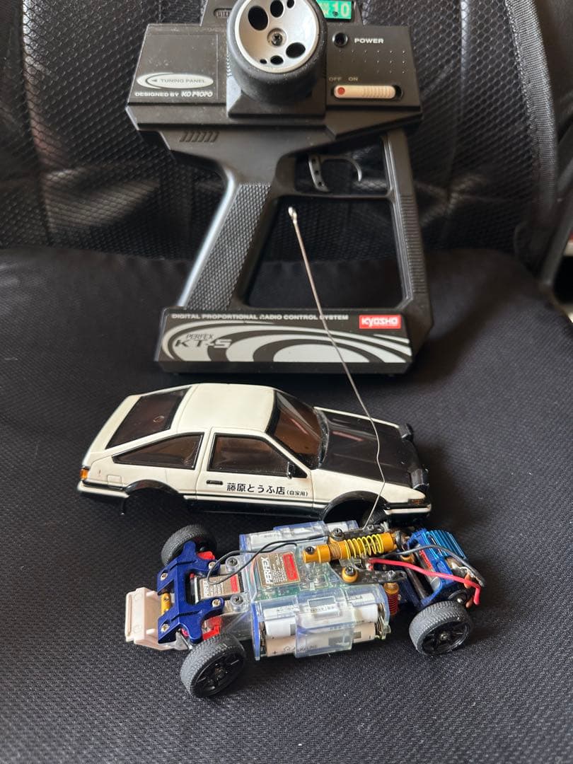 京商MINI-Z 初代ミニッツレーサーMR-01 イニシャルD AE86