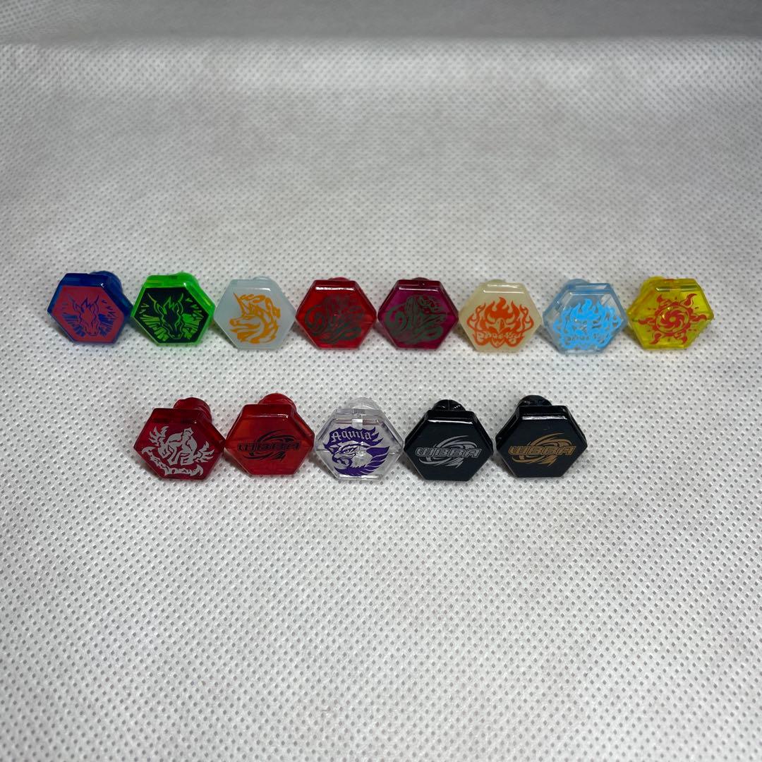 メタルファイトベイブレード　フェイス