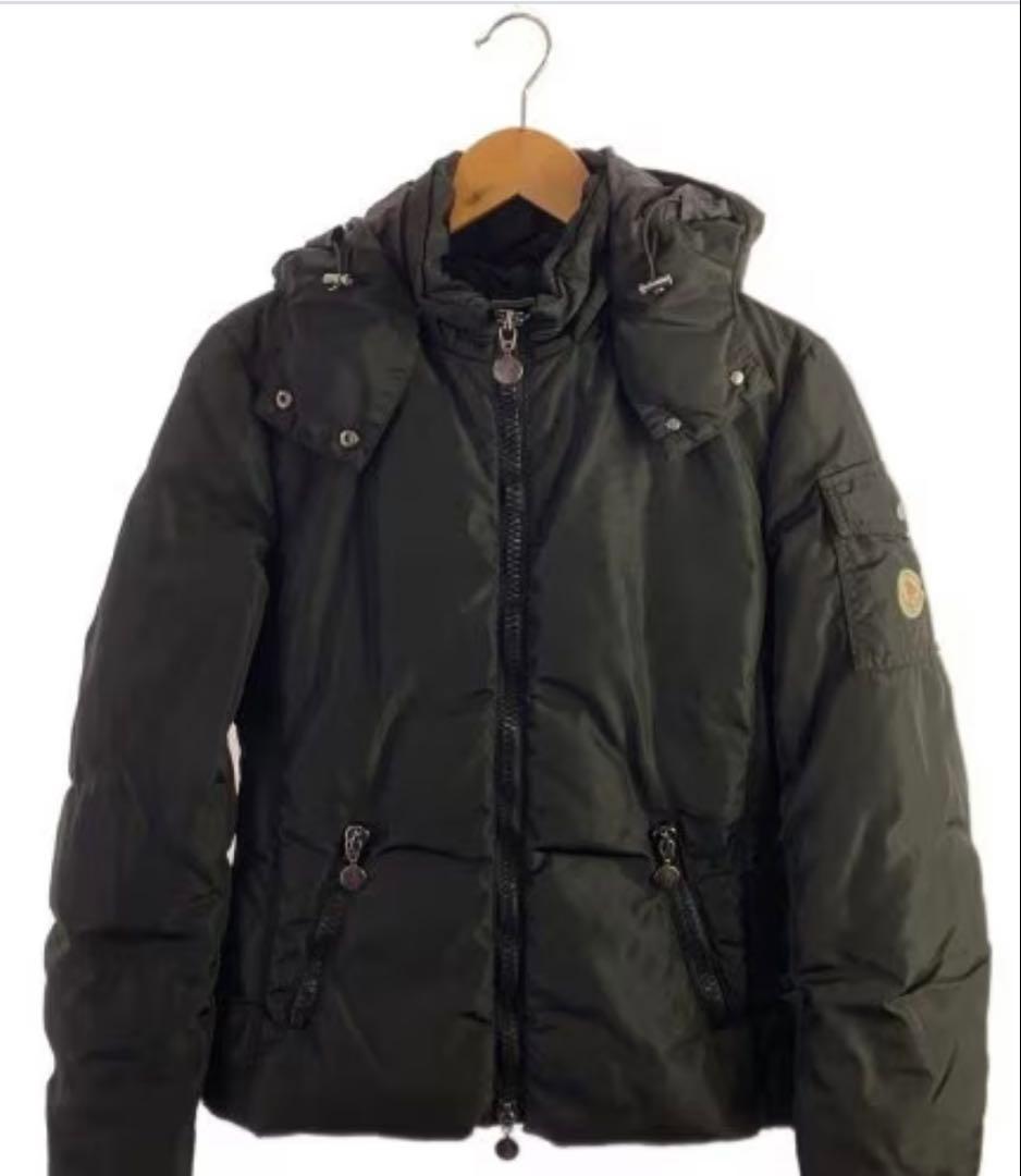 モンクレール　レディース　ダウンジャケット　ブラック　サイズ2