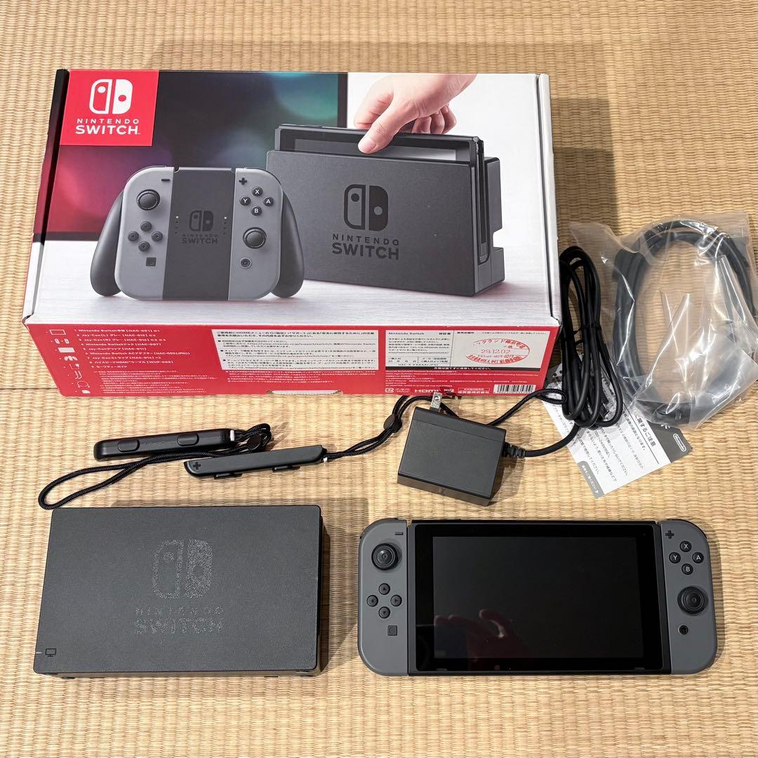 【年内発送可】Nintendo Switch 本体 グレー 付属品・箱あり