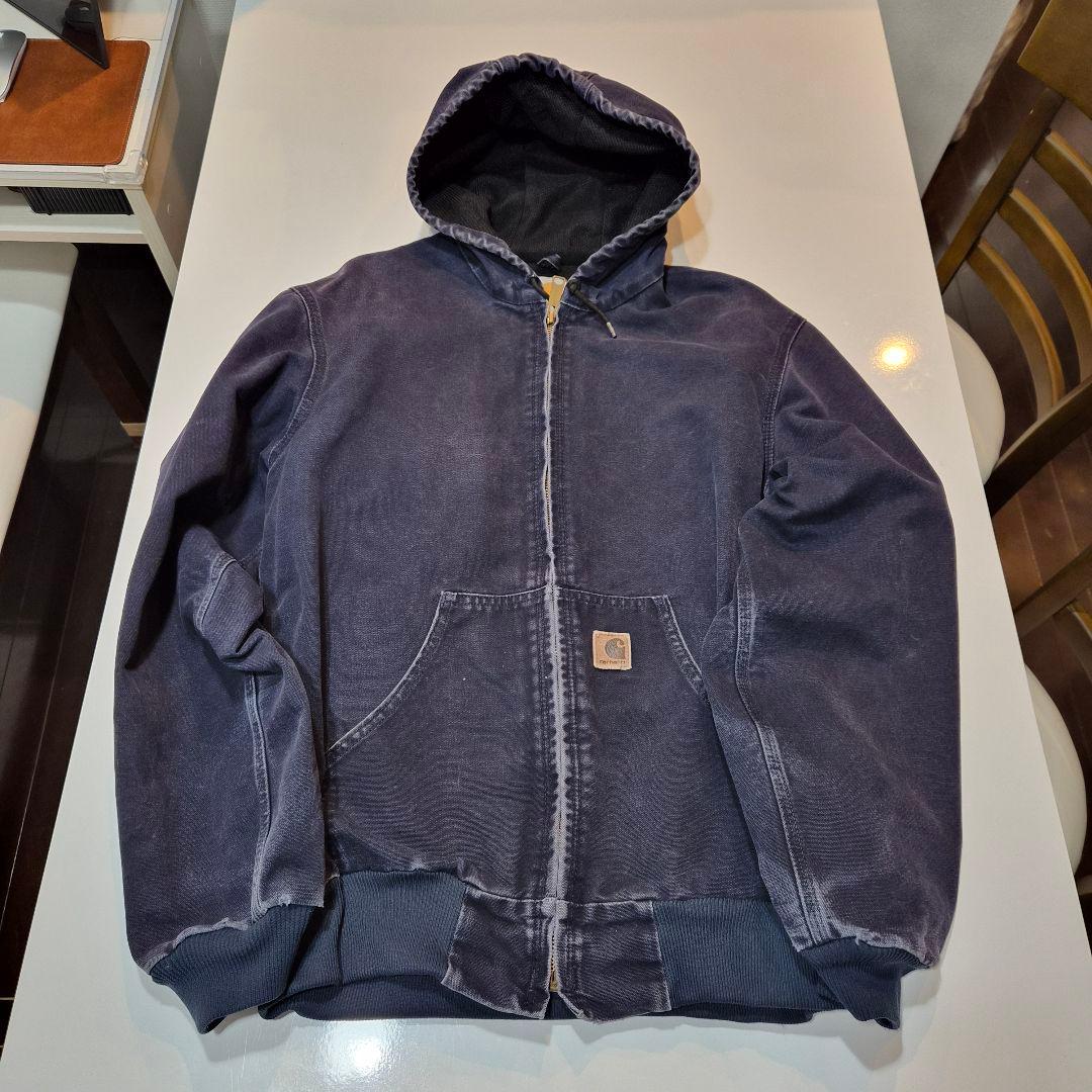早い者勝ち Carhartt ダークブルー フード付きジャンパー Mサイズ