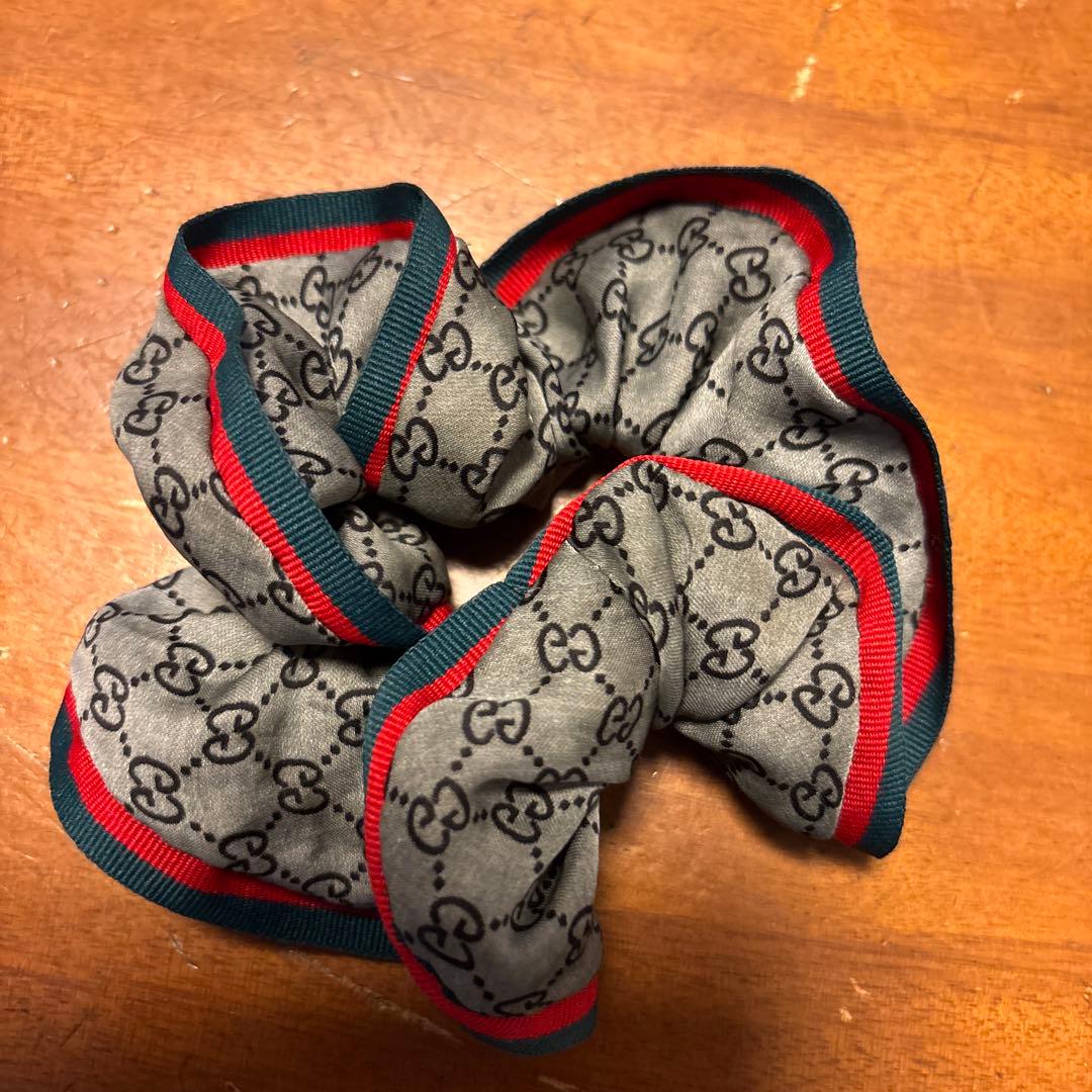 よっちさん専用GUCCIパターン グレー シュシュ