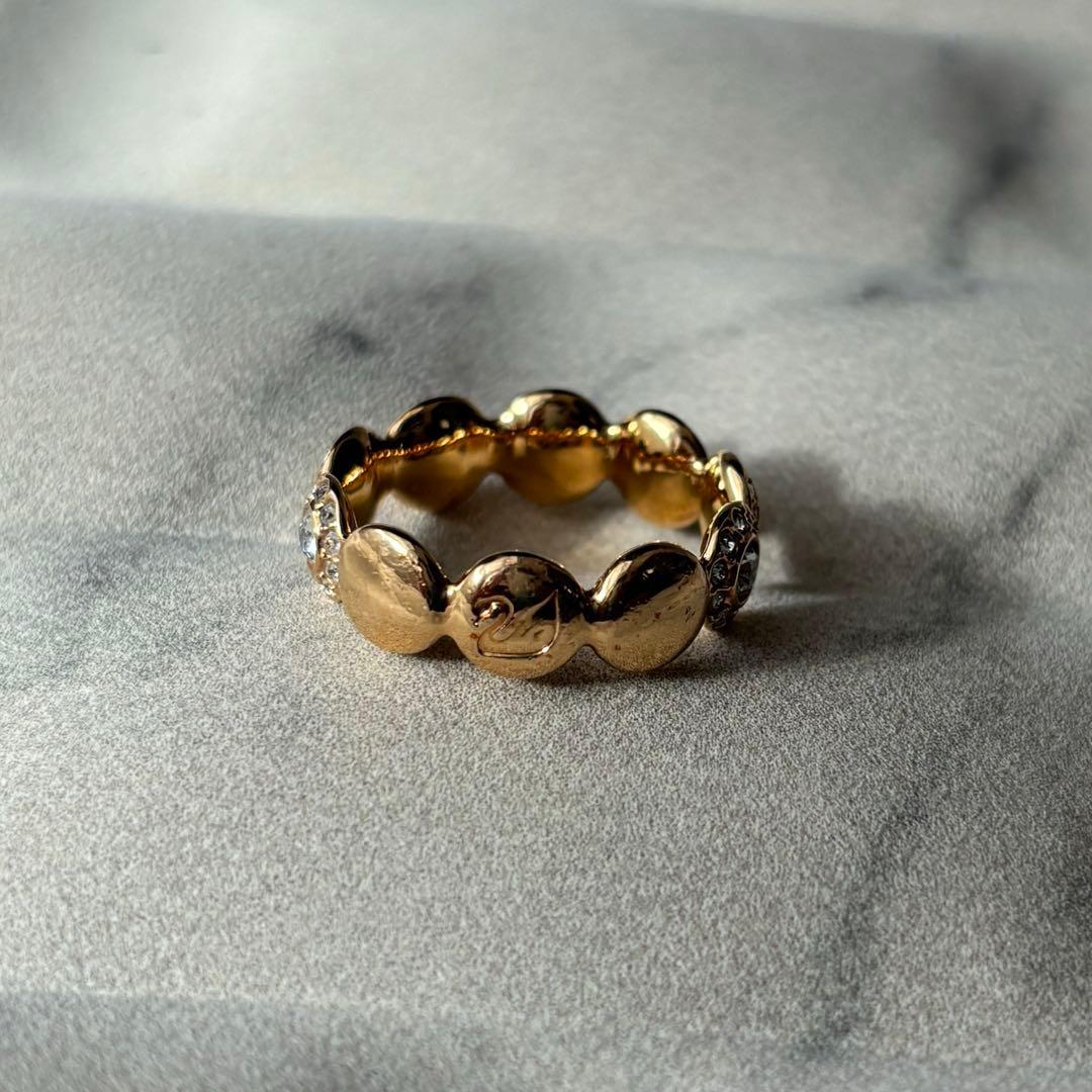 Swarovski ローズゴールド リング - メルカリ