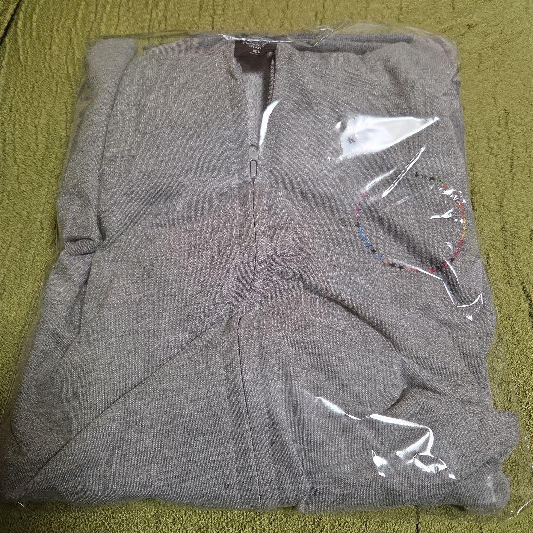 送料無料★新品★B'z　Pleasure 2023 パーカー XL B'z LIVE-GYM Pleasure 2023 -STARS-｜GOODS（ジップパーカー グレー）