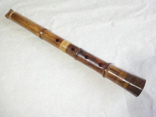 都山流尺八 一尺六寸管 真山２印 金縁歌口　金一線中継