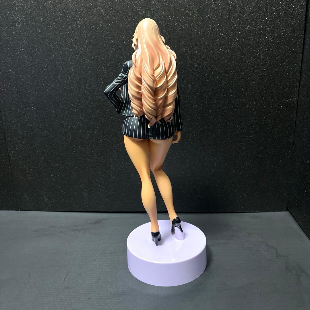 即購入歓迎　DAIKI 錦織愛　ギャル姉社長とハーレムオフィス　フィギュア