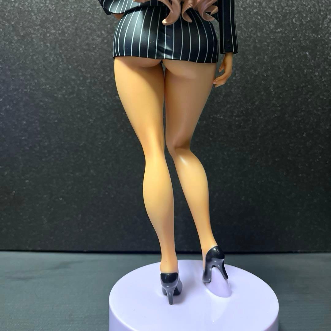 即購入歓迎　DAIKI 錦織愛　ギャル姉社長とハーレムオフィス　フィギュア