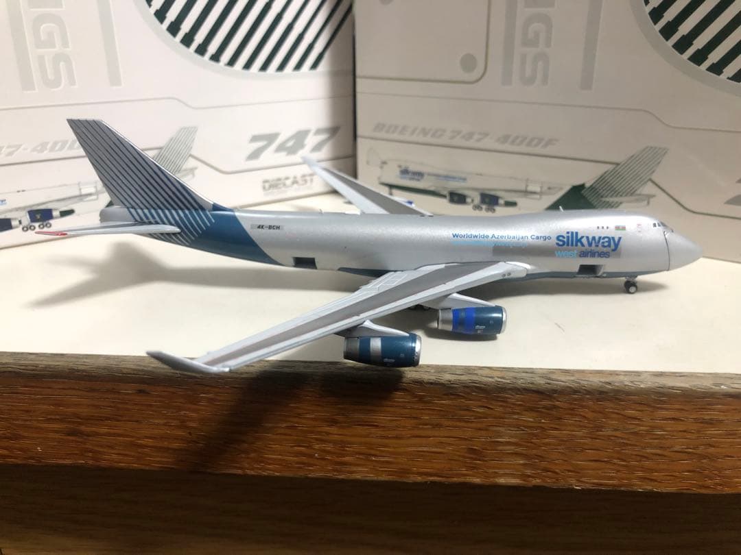 R*A様 silkway west 1/400 B747-400F 4K-BCH 4K-BCH Silk Way West Airlines Boeing 747-400F | Planespotters.net