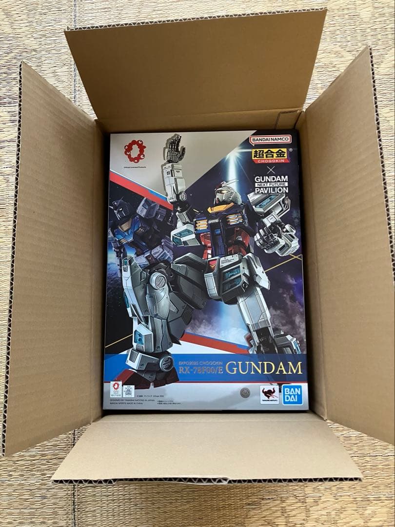 万博公式ガイドつき　超合金 RX-78F00/E ガンダム　未開封新品