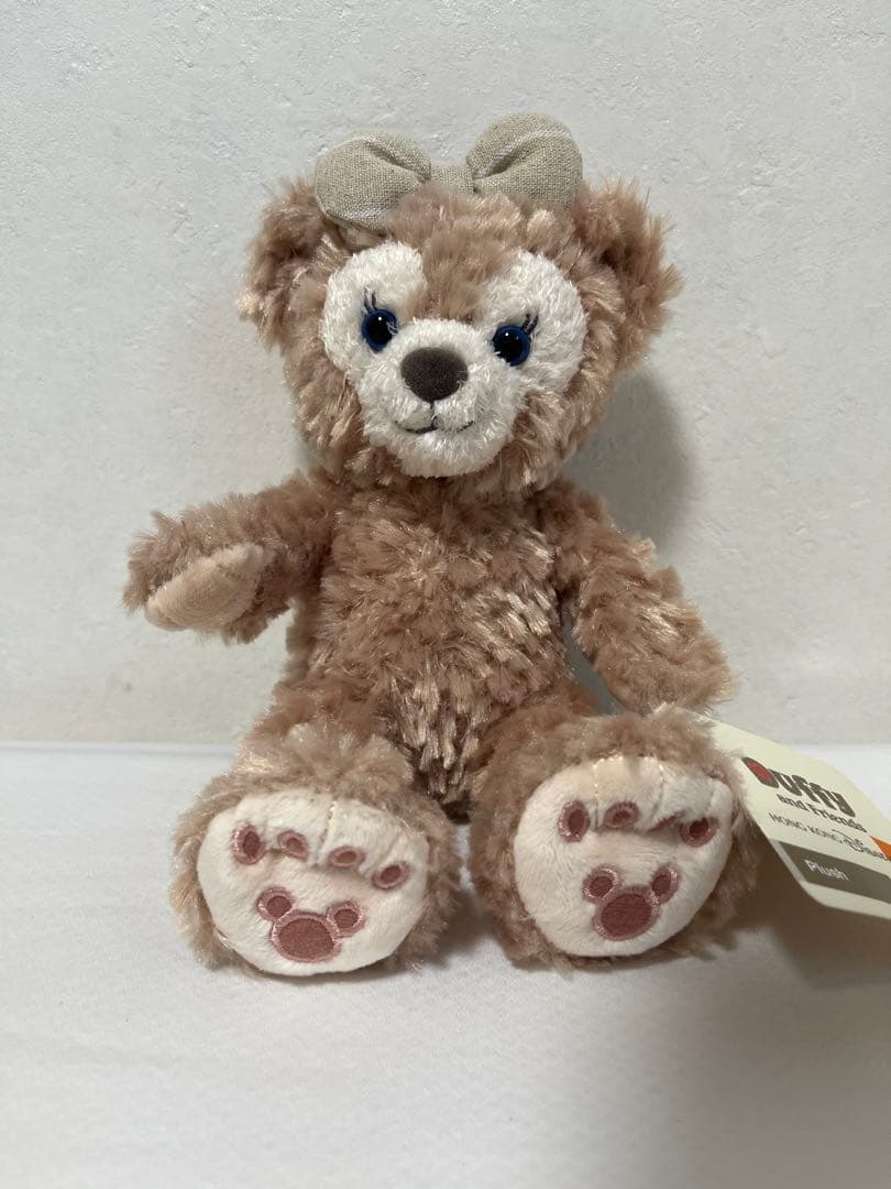 香港ディズニー新作 シェリーメイ sssぬいぐるみ - メルカリ