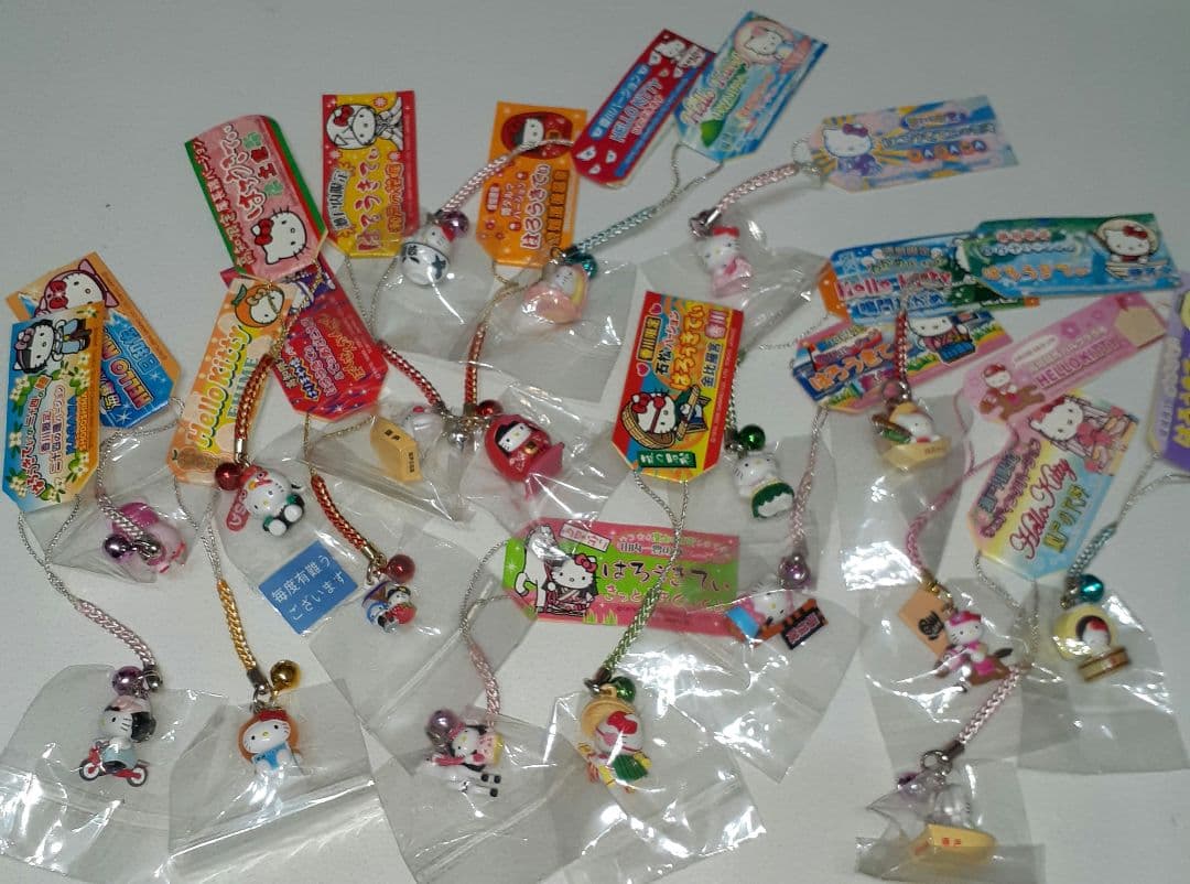 ハローキティ ご当地キティ ストラップ 根付 71個 サンリオ 当時物