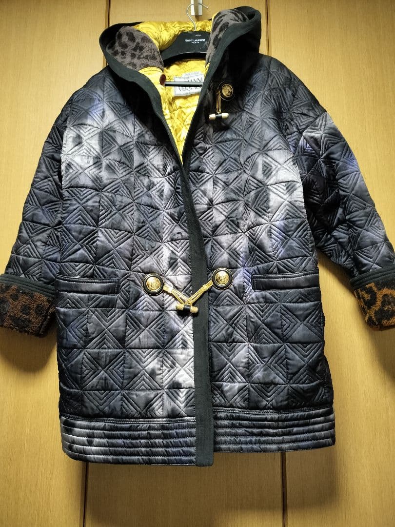 希少ヴィンテージGIANNI VERSACE ヴェルサーチフードコート