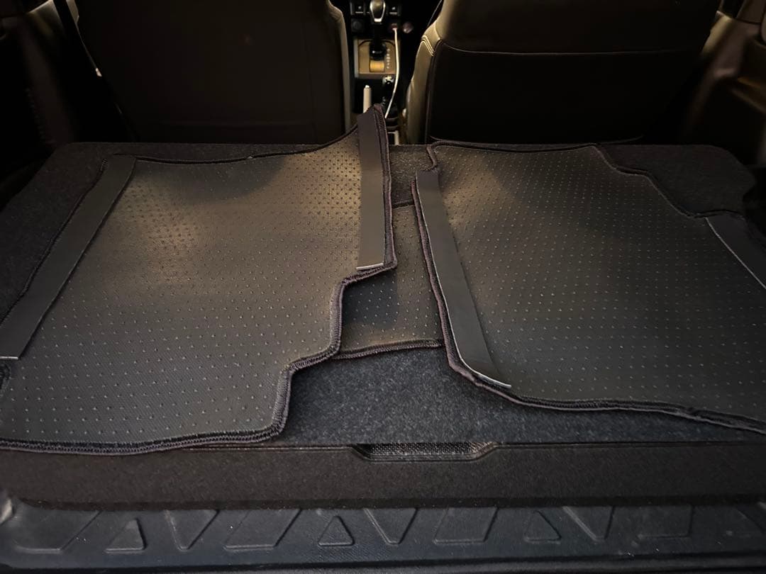 らーまるさん専用！ジムニー ノマド 純正ラゲッジボックス+フロア