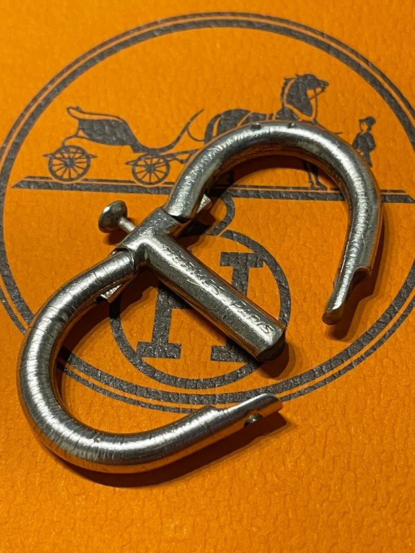 HERMES エルメス シェーヌダンクル カラビナ キーリング - メルカリ