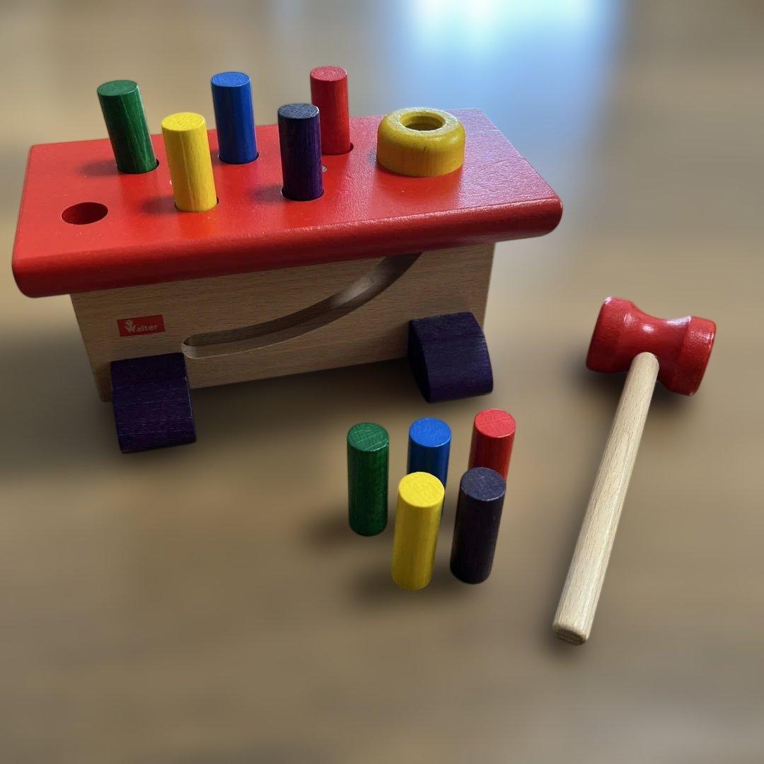 ニック社 大工さん ハンマートイ c Walter 知育玩具 モンテッソーリ