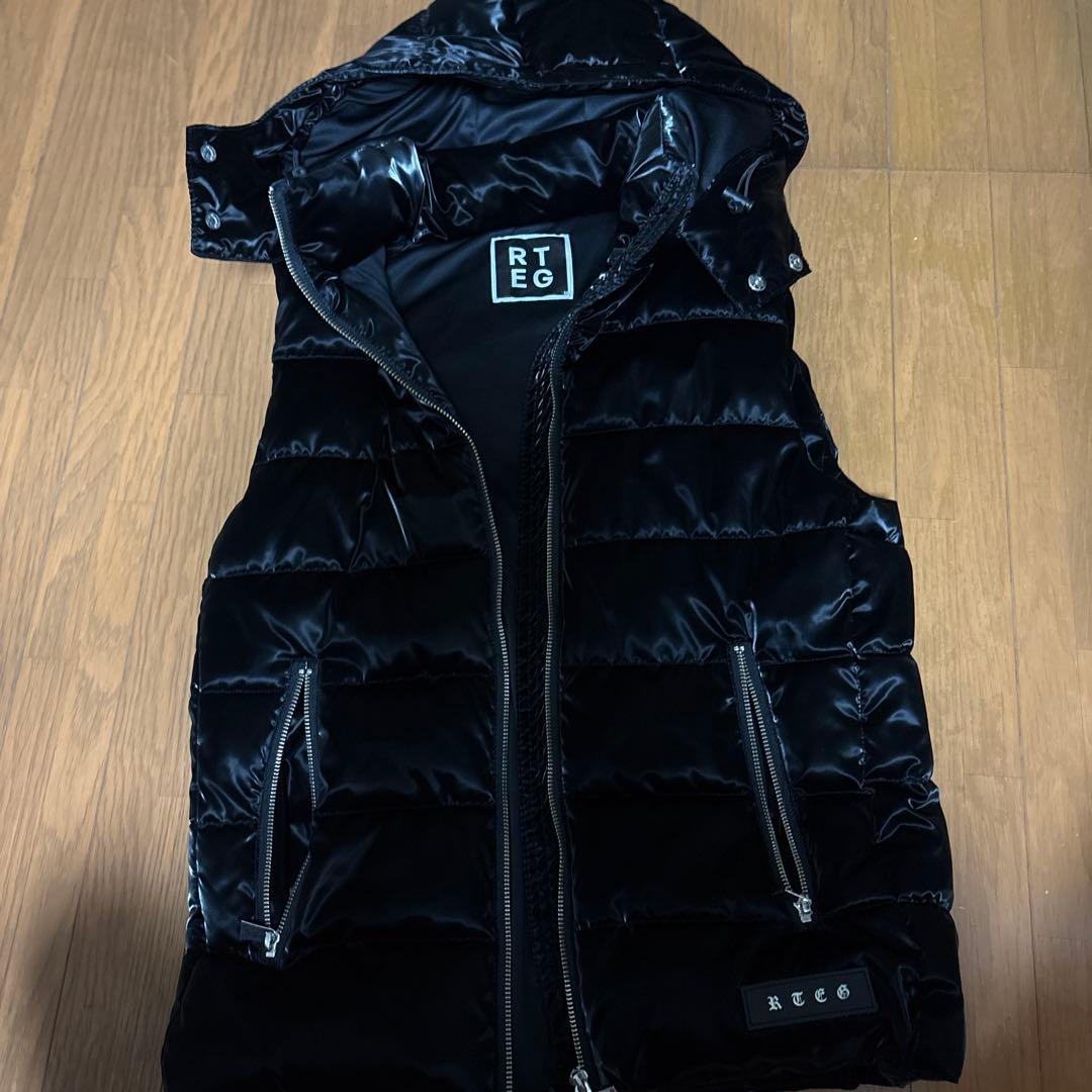 RT EG ブラック パファーベスト AMBITION
