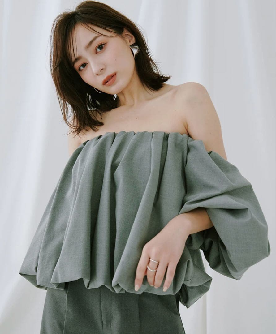 ánuans アニュアンス ボリュームバルーントップス