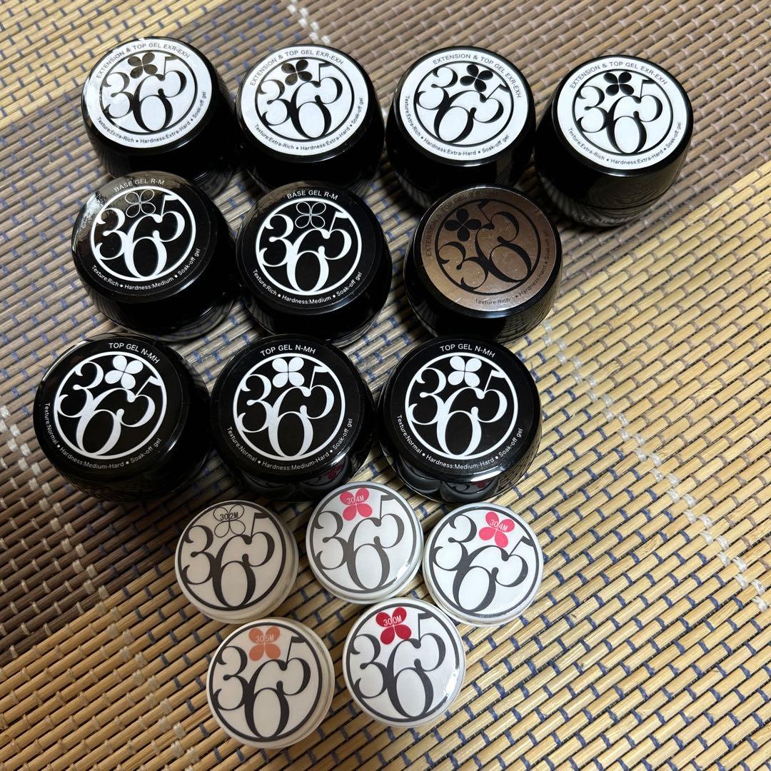 Emily様ストーリージェル365 ベースジェル R-M 新品未使用品 15g等