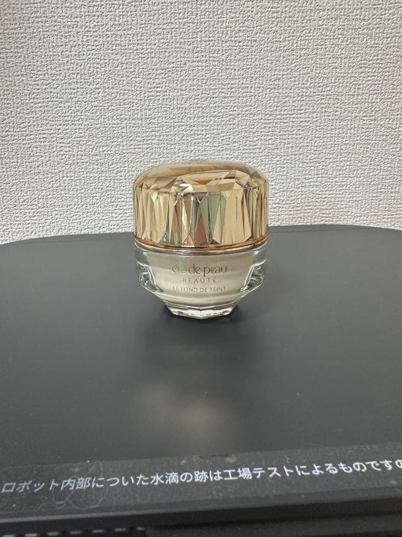 クレドポーボーテ　ルフォンドタン　オークル00 ル・フォンドゥタン オークル00 / クレ・ド・ポー ボーテ(Cle de Peau