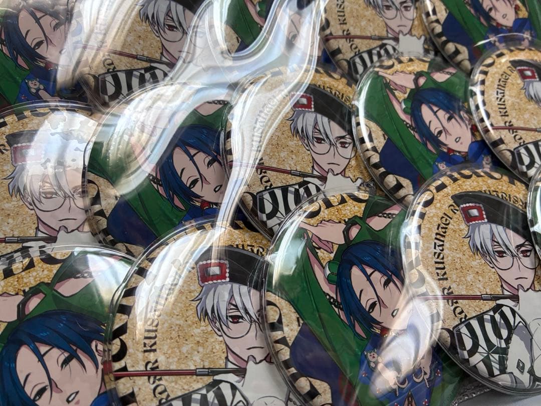 カリスマ 本橋依央利 草薙理解 痛バ ワールドエキスポ缶バッジ WEGO