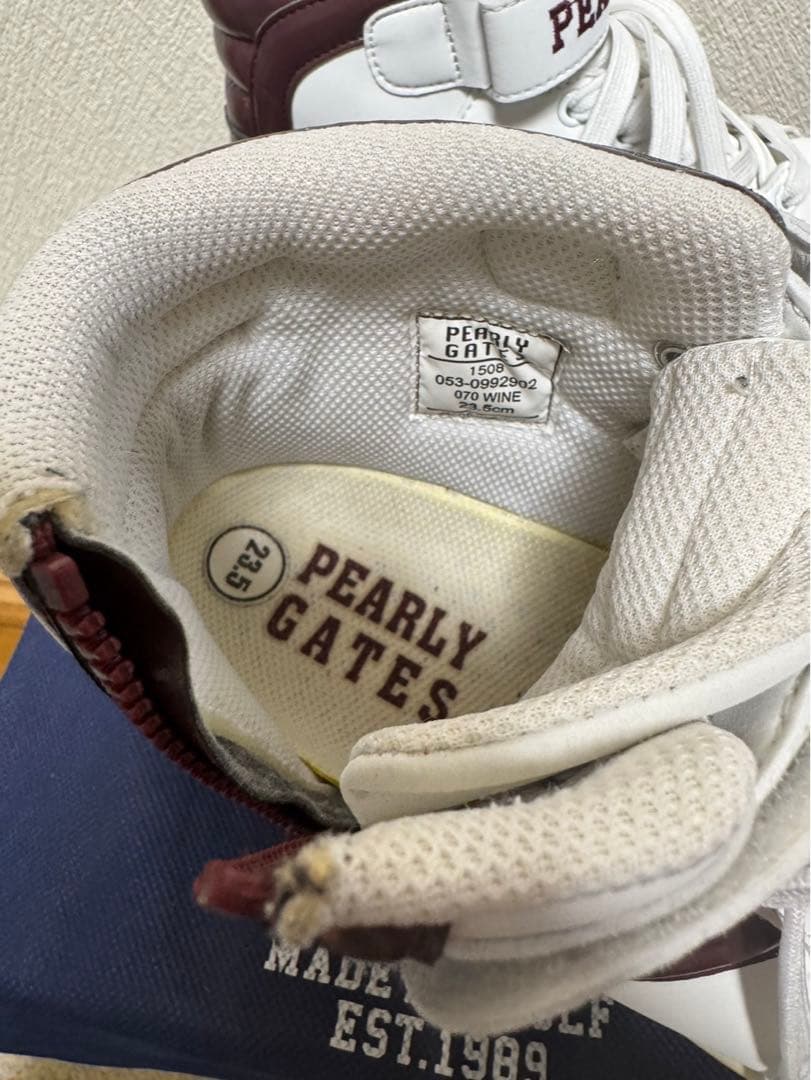 1度のみ使用】23.5 PEARLY GATES ハイカットスニーカー 89