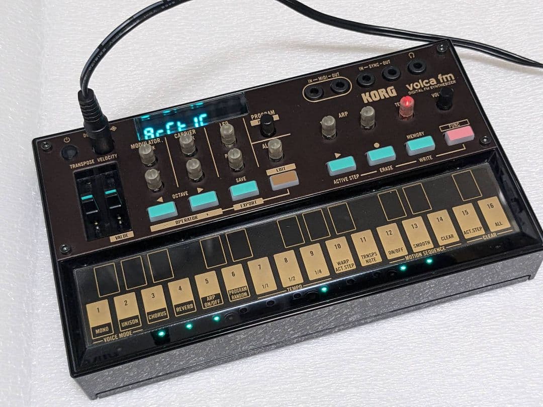 KORG VOLCA FM2 FMシンセサイザー ACアダプター付き 美品