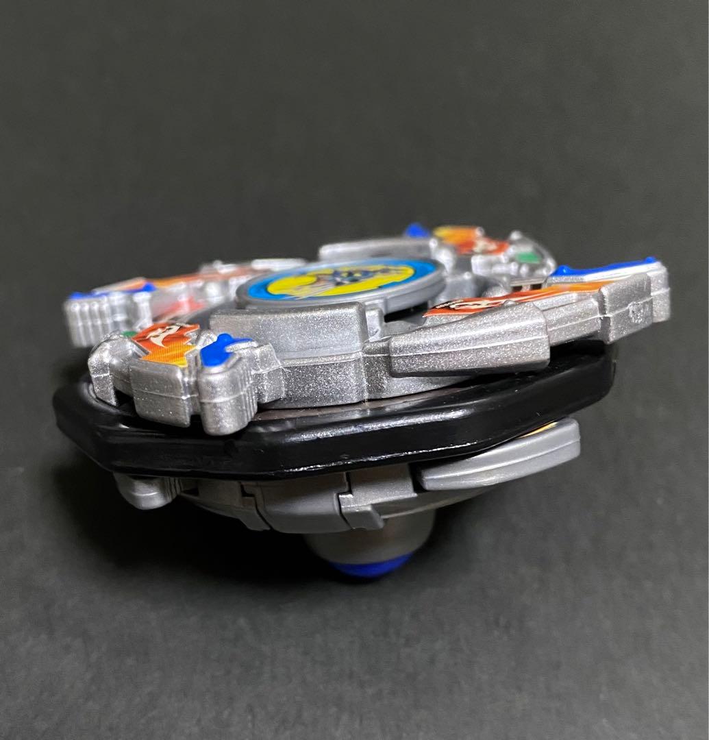 ドラグーンV2 シルバーVer. 爆転シュートベイブレード - メルカリ