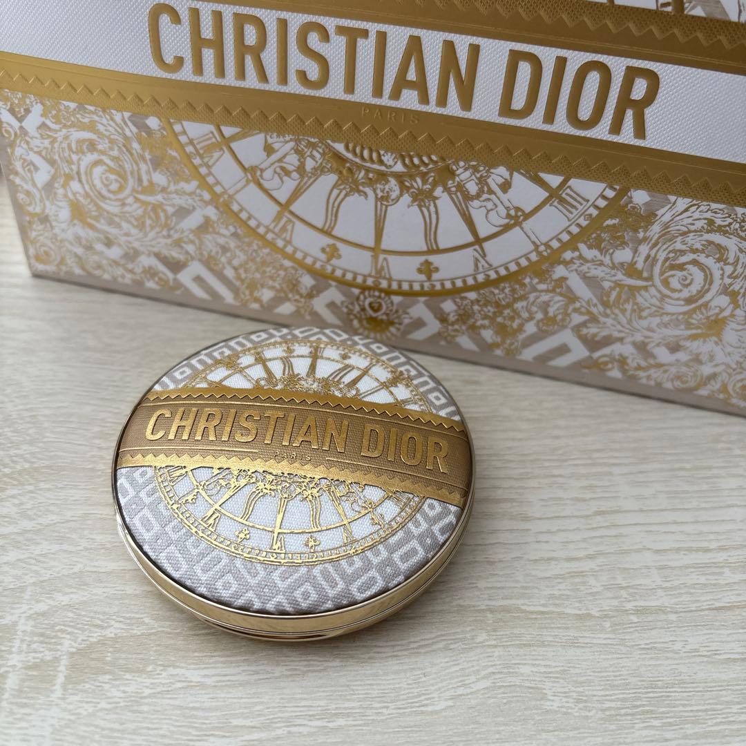 DIORスキンフォーエヴァークチュールルミナイザー 2024限定品 クリスマス