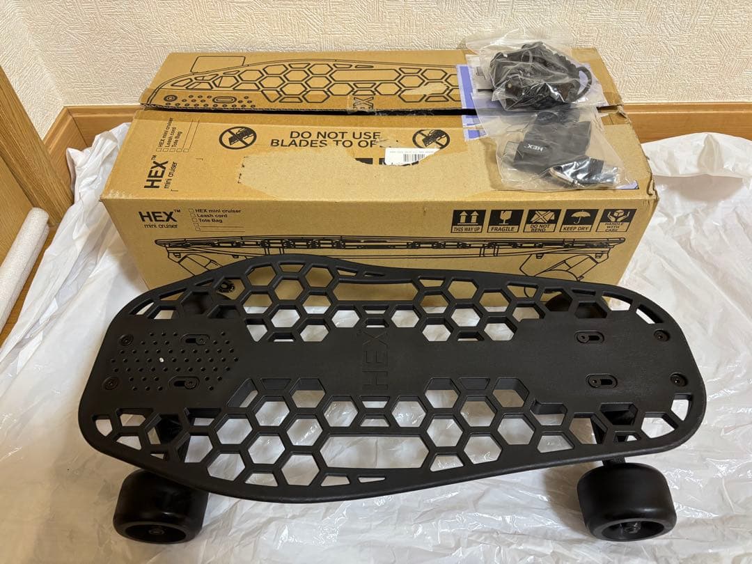 週末値下げ【中古・美品】HEXミニクルーザー　５回使用