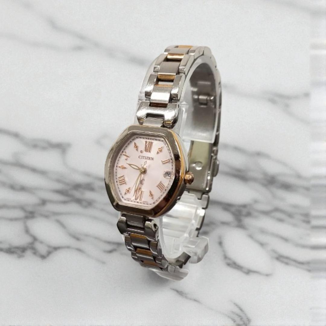 シチズン　クロスシー　レディース腕時計　トノー型　箱付き　電波ソーラー良好稼働品