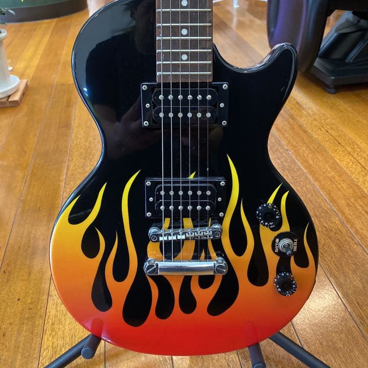 ラスト出品限定価格‼️超絶激シブ！！エピフォンレスポール　ファイヤーパターン！！