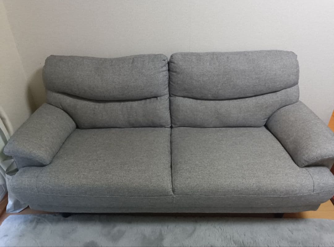 ニトリ　グレー 3人掛けソファ