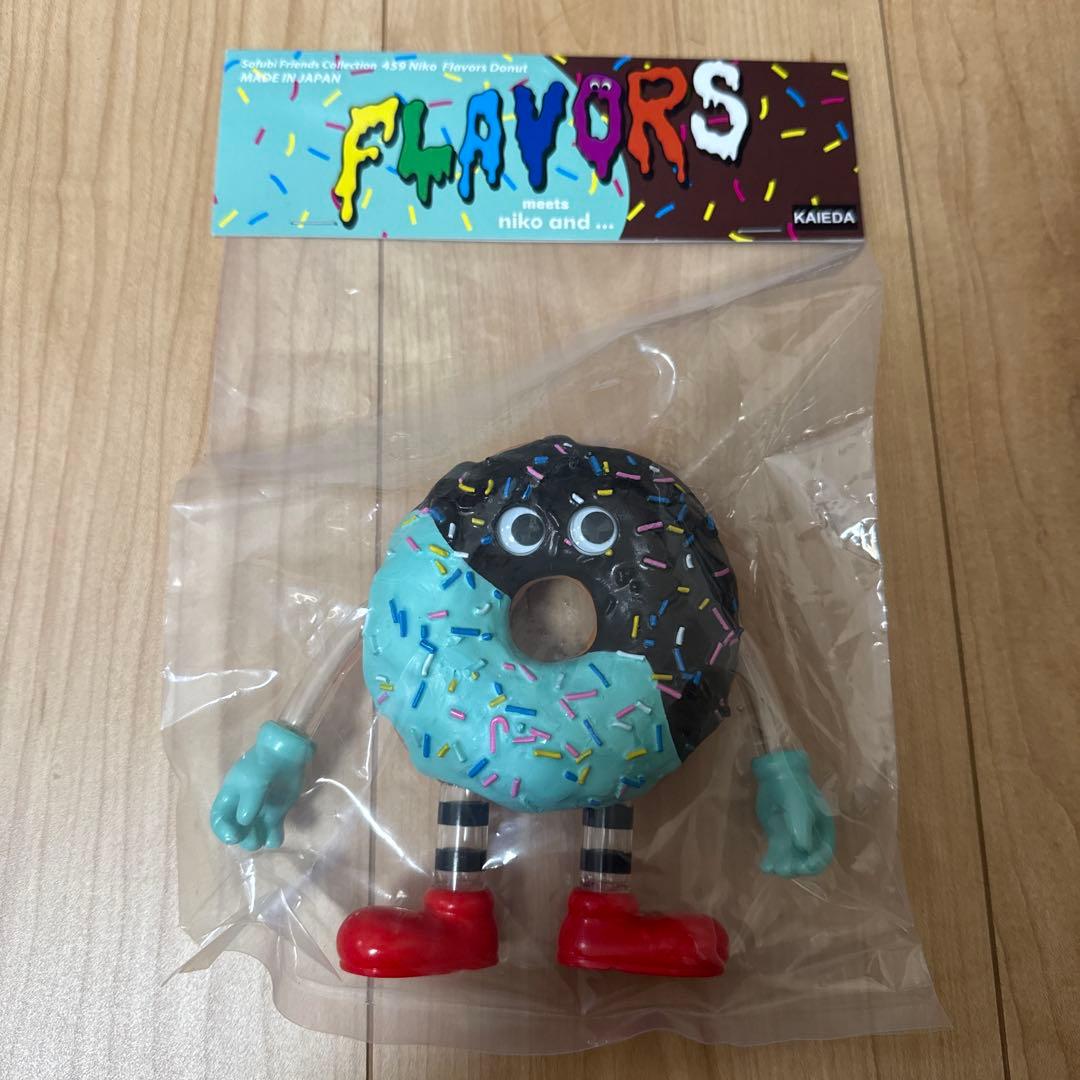 niko and コラボ FLAVORS フレーバーズ ソフビ ドーナツ 溶けないソフトクリームが雑貨に！？「niko and 」が、世界中で