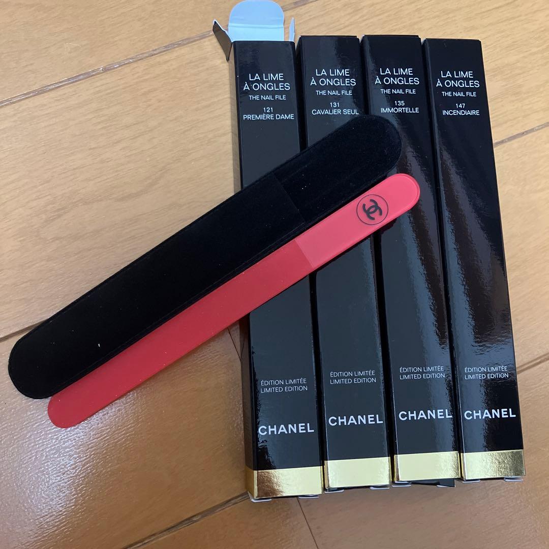 新品　未使用 箱付き　CHANEL 限定 ネイルファイル