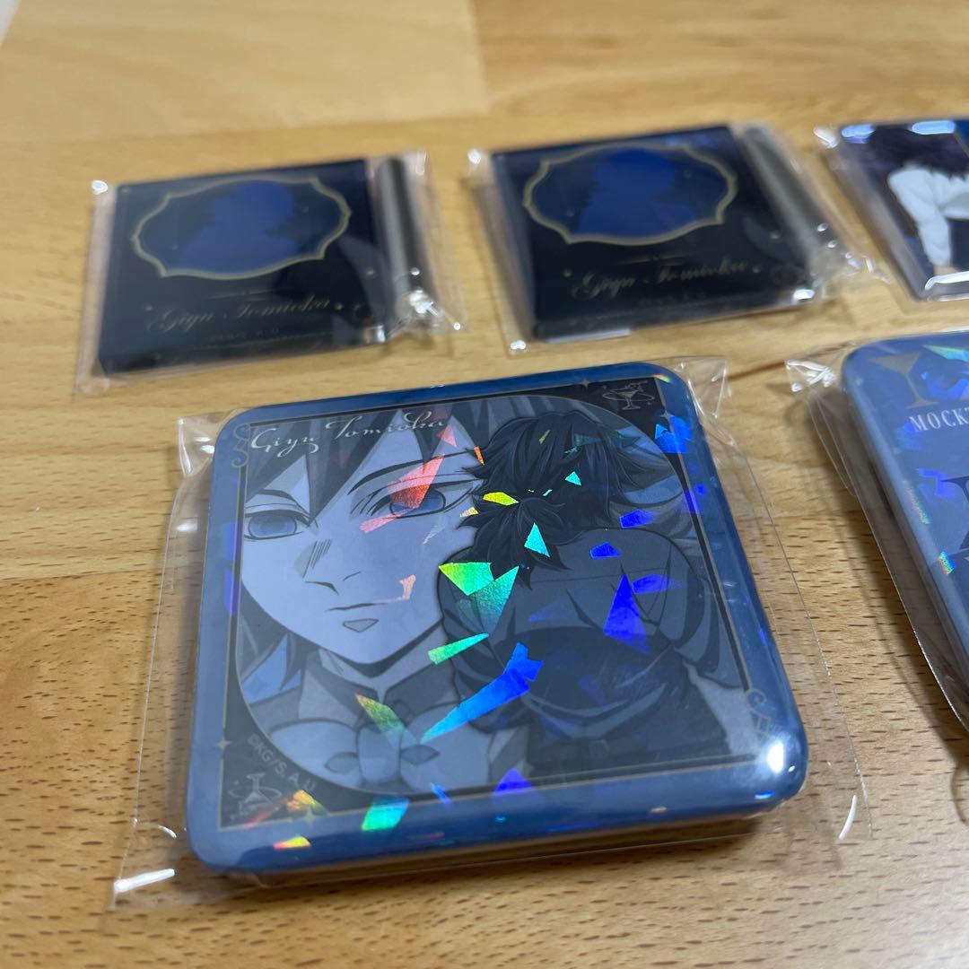 鬼滅の刃 モクテルバー 冨岡義勇 コレクションロト 缶バッジ＆ミニ