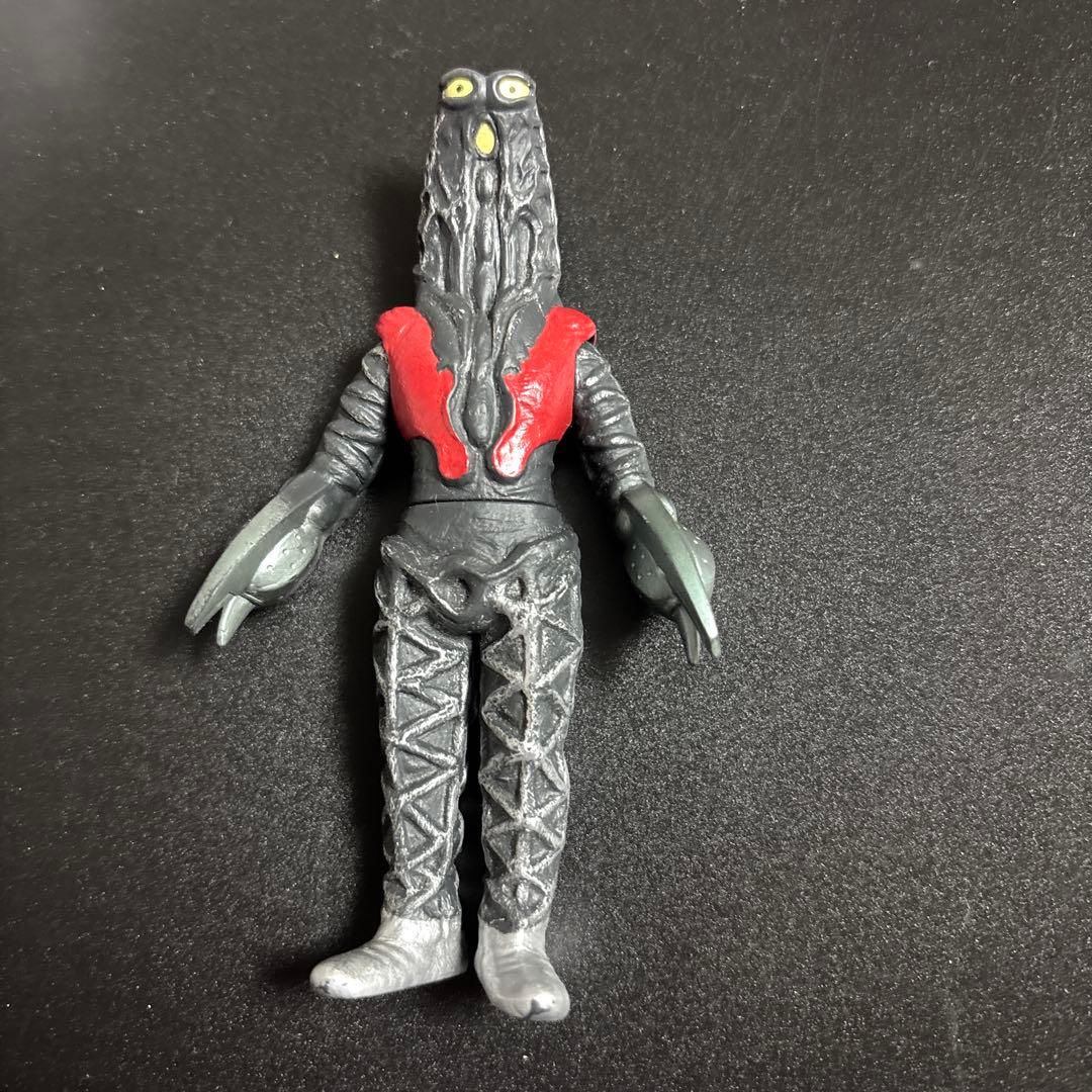ウルトラマンシリーズ 怪獣フィギュア ゴドラ星人 ソフビ - メルカリ