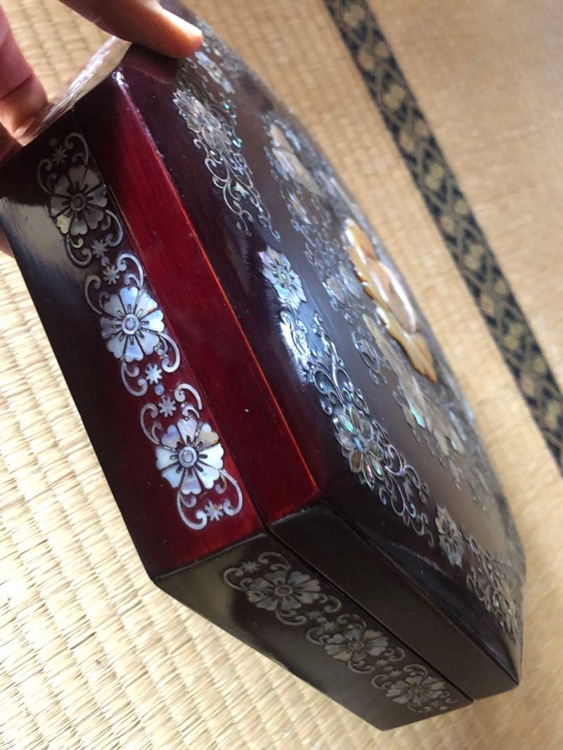 韓国木工の豪華螺鈿八角菓子器 検李朝家具民芸家具 - メルカリ