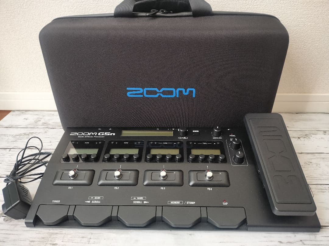 ZOOM G5n ギター用マルチエフェクター、キャリングケース付 キャリングバッグ】ZOOMからマルチエフェクター「G5n」専用キャリング