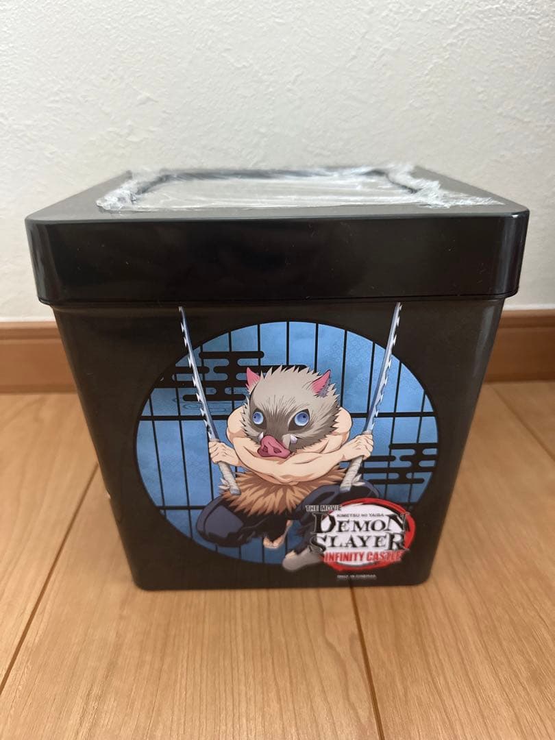 鬼滅の刃 無限城編 海外限定 光るポップコーンボックス缶 - メルカリ