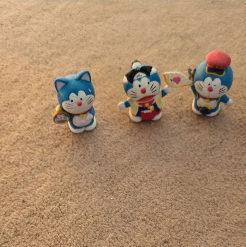 ドラえもん フィギュア 7体セット - メルカリ