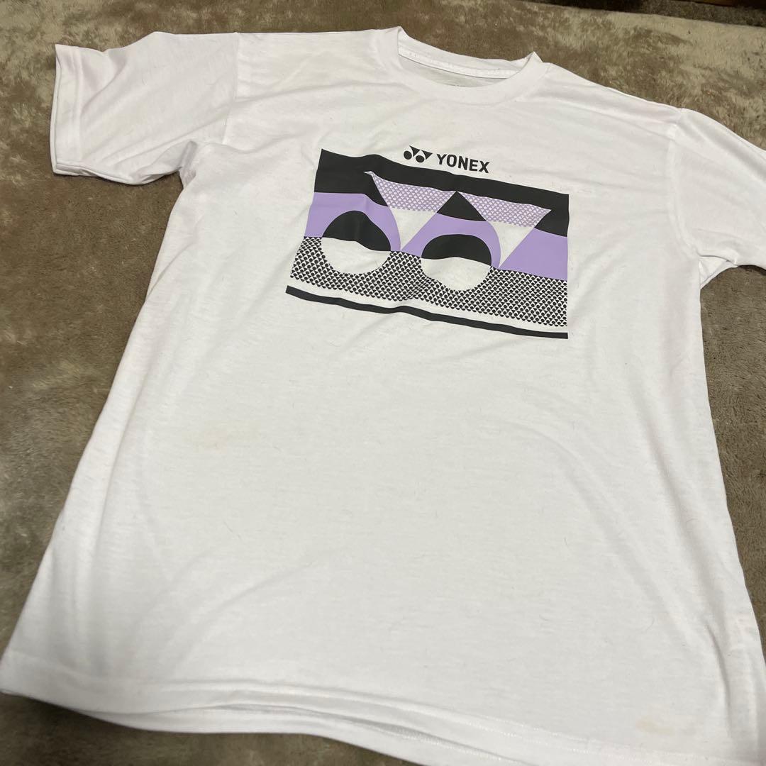 ☆最終値下げ ロゴが可愛いヨネックスTシャツ☆ - メルカリ