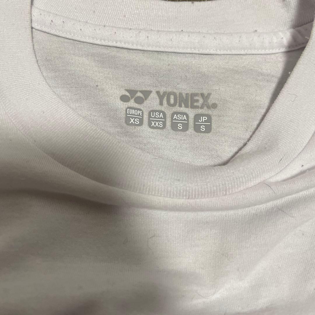 ☆最終値下げ ロゴが可愛いヨネックスTシャツ☆ - メルカリ