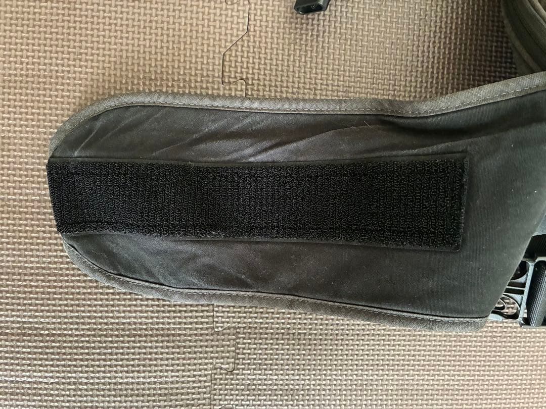 【正規販売店購入/替えのよだれカバー有り】miamily ヒップスター