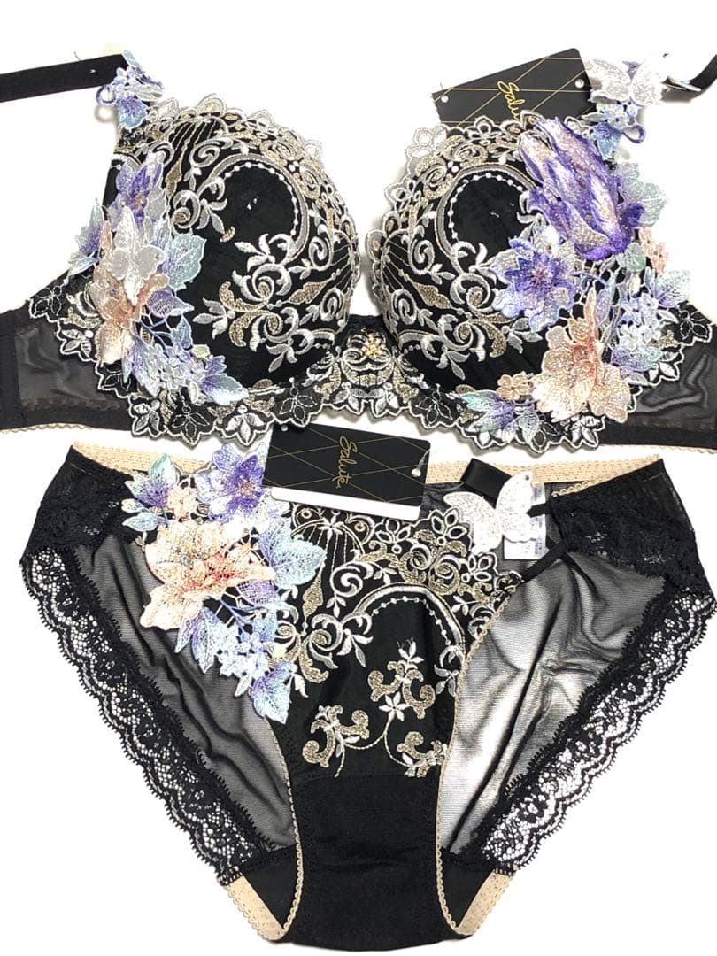 【E70M】【限定】ワコール　サルート　19G ブラショーツ BL 新品未使用