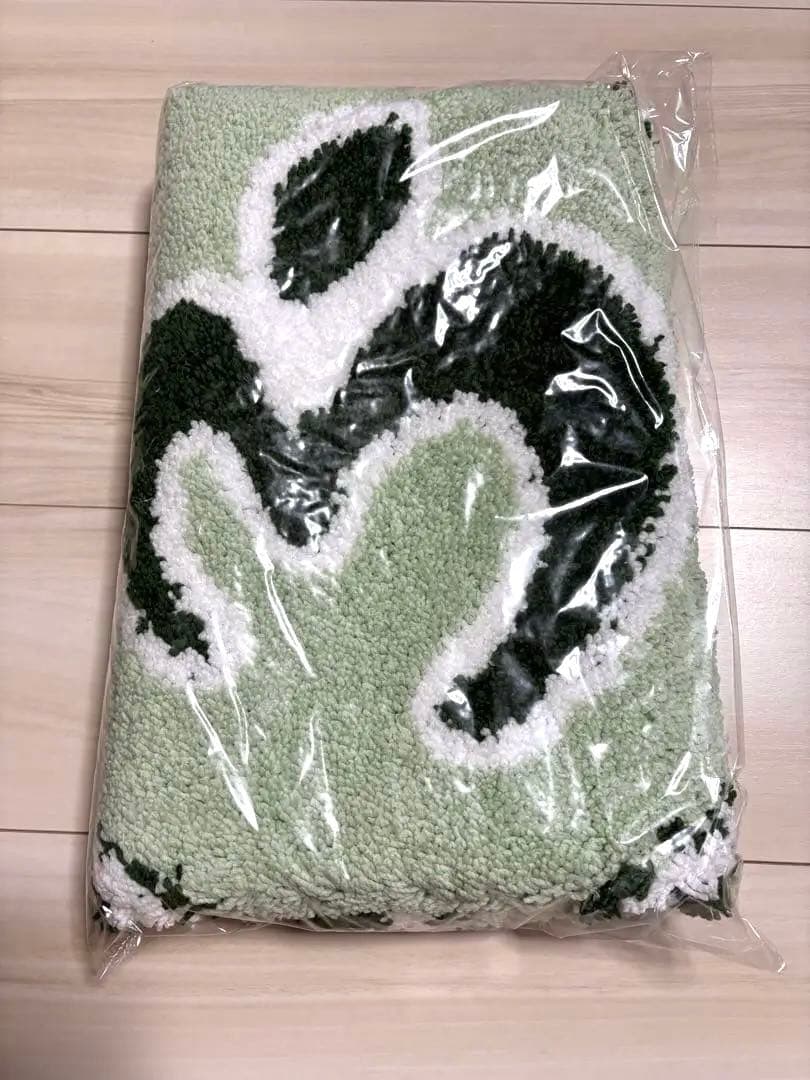 ミセスグリーンアップル ラグ ランドマーク 完売品 - メルカリ