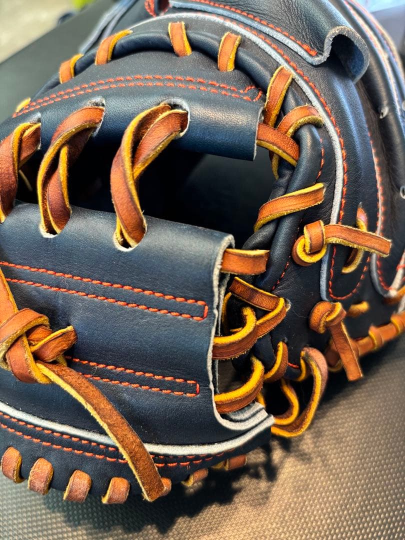 美品 ハタケヤマ硬式キャッチャーミット 40周年限定 M9